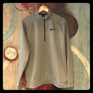 Nike Quarter Zip